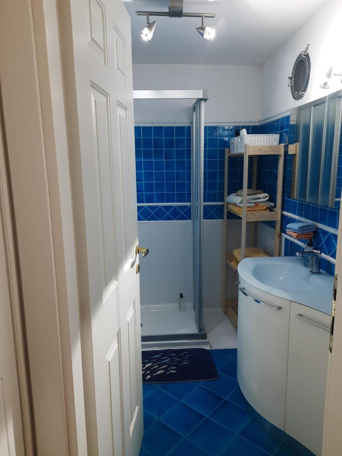 La Casa Del Largo Del Rosso Apartment Pozzuoli Bagian luar foto